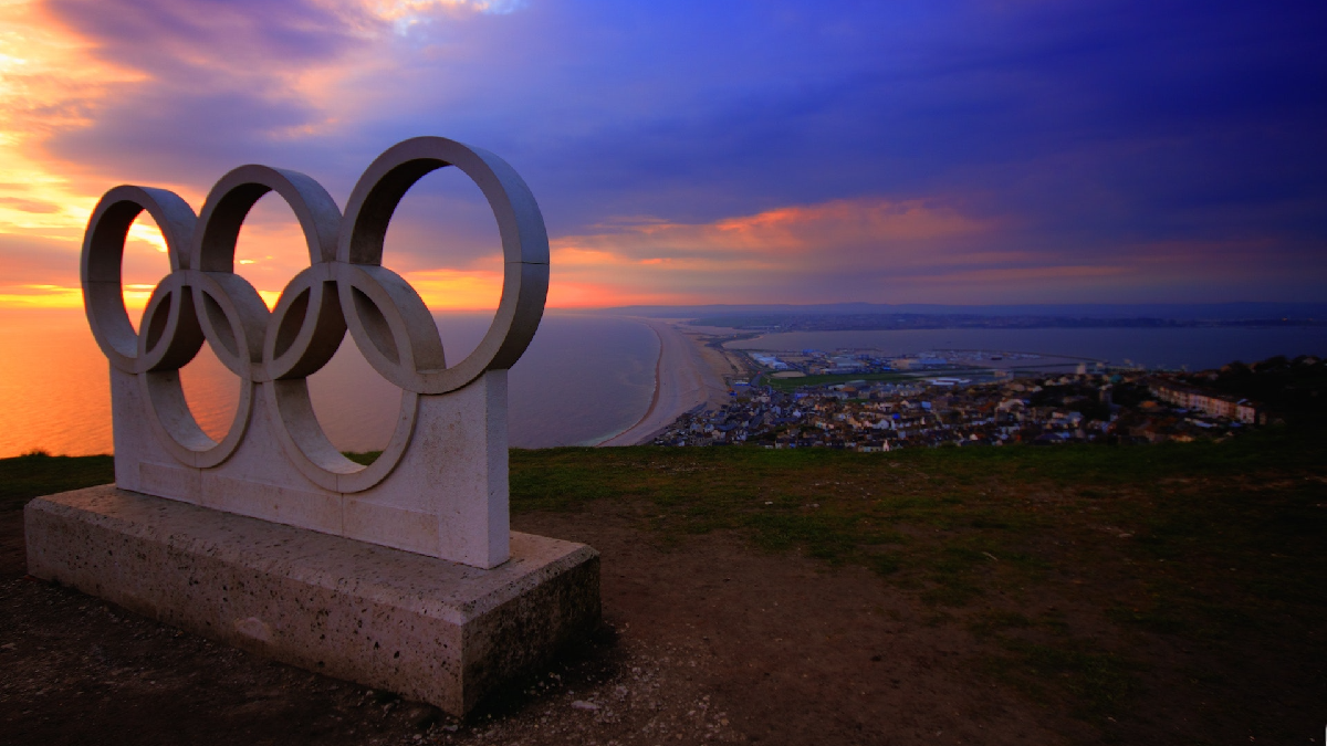 Meclis, HOK’ni rusiye ve aqrusiye sportçılarnı 2024 Olimpik oyunlarına kirsetmemege çağıra